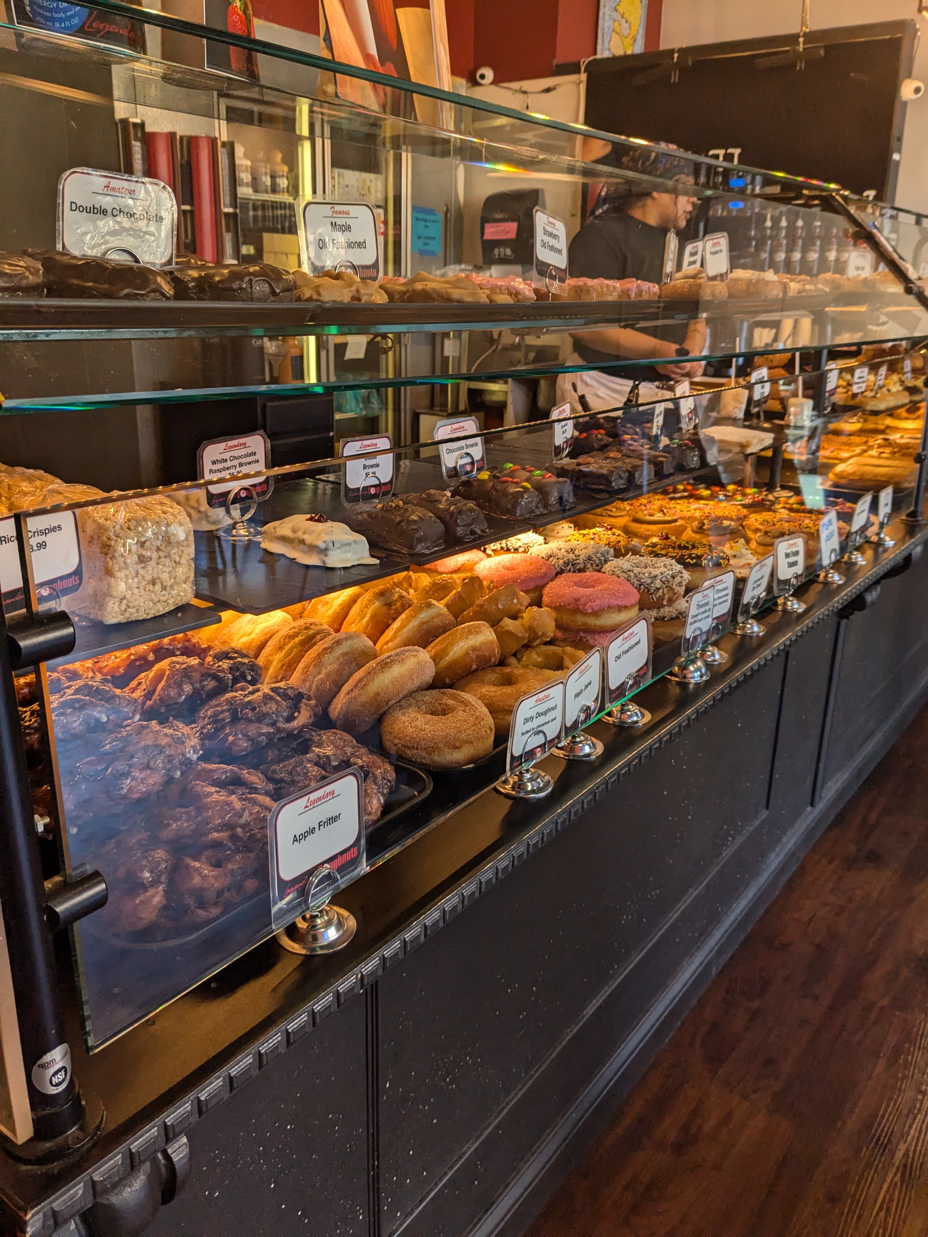 Donut shop on 6th Avenue, Tacoma